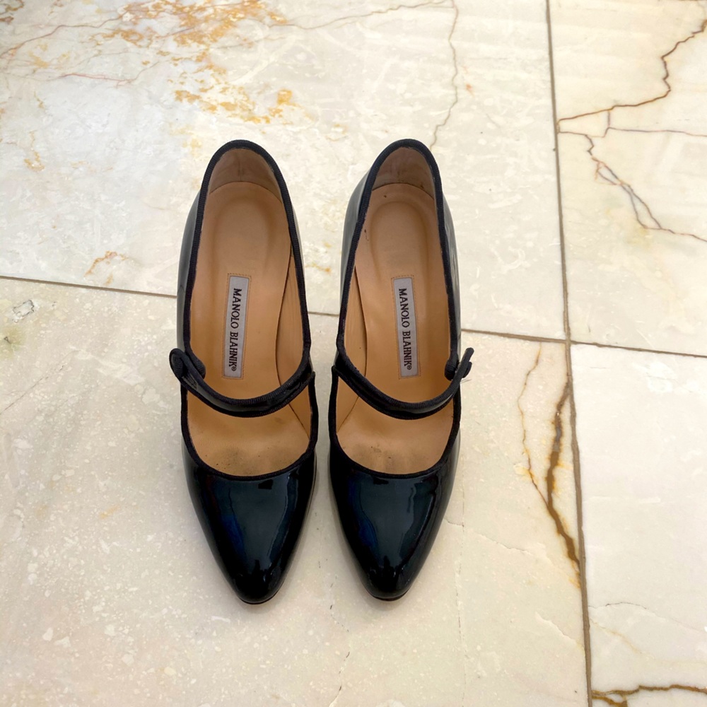 Black patent leather Mary Jane
